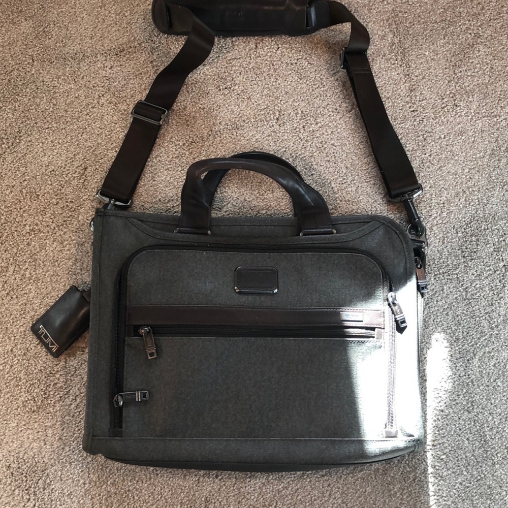 TUMI slim deluxe leather handle grey nylon body unisex so many pockets 12x16